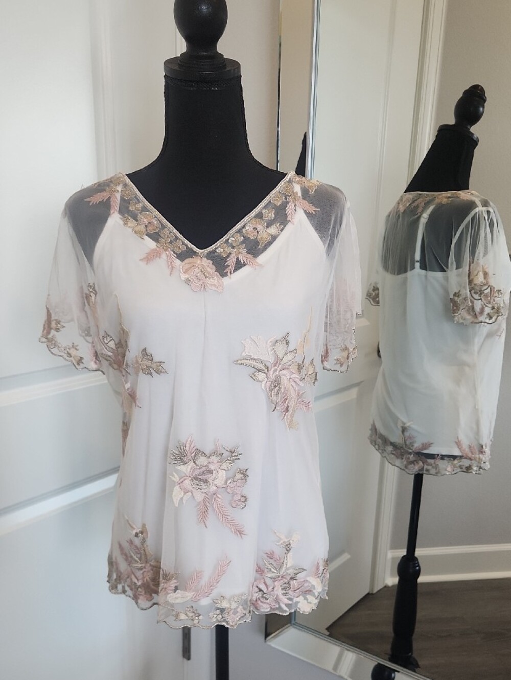 White House Black Market Ivory Sheer Blouse with Blush and Gold Embroidery - Picture 7 of 8
